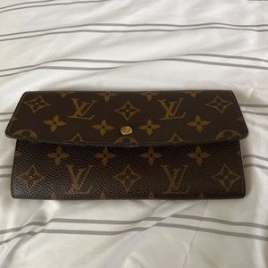 Louis Vuitton Sara wallet